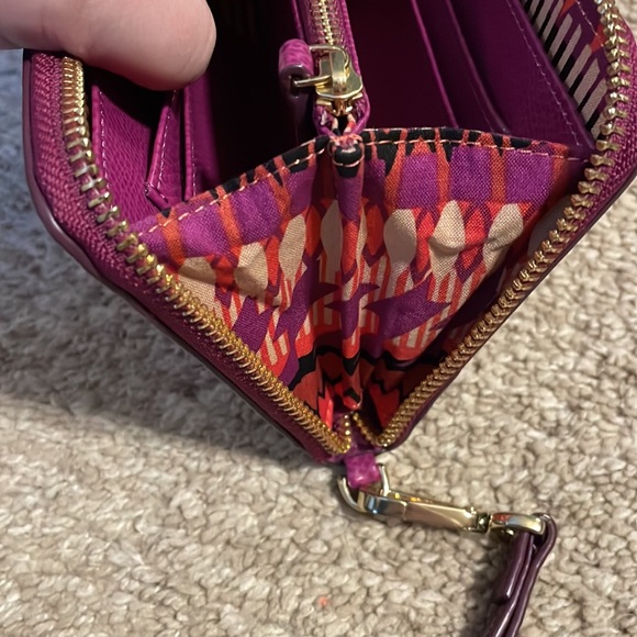 Vera Bradley Crossbody Bag and Matching Wallet - Picture 11 of 11